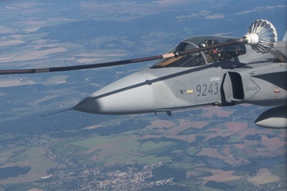 Za 15 let provozu letounů JAS-39 Gripen nalétaly letouny 30 000 hodin