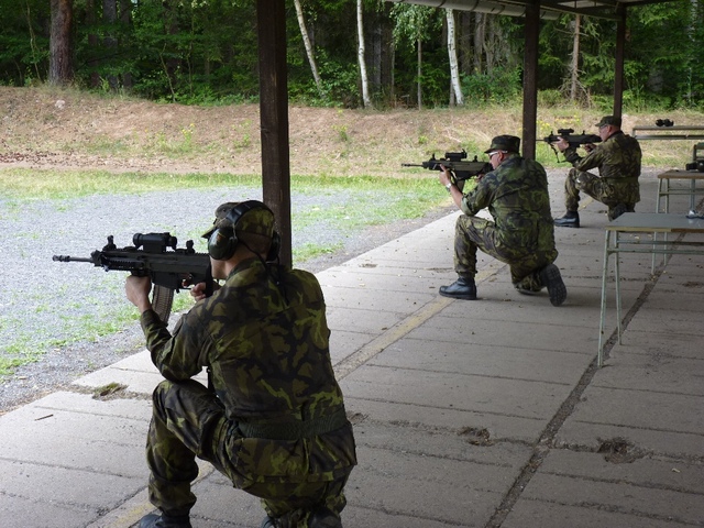 Střelecká soutěž velitele 13.dp – střelba z BRENU