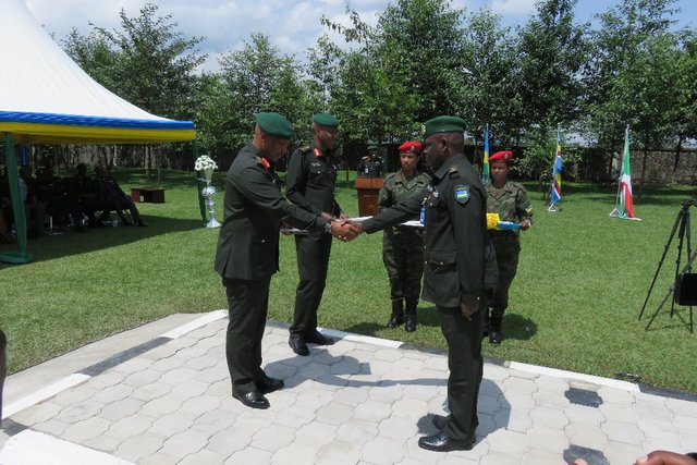 Rwanda Defence Force Command and Staff College připravuje velitele a důstojníky štábu