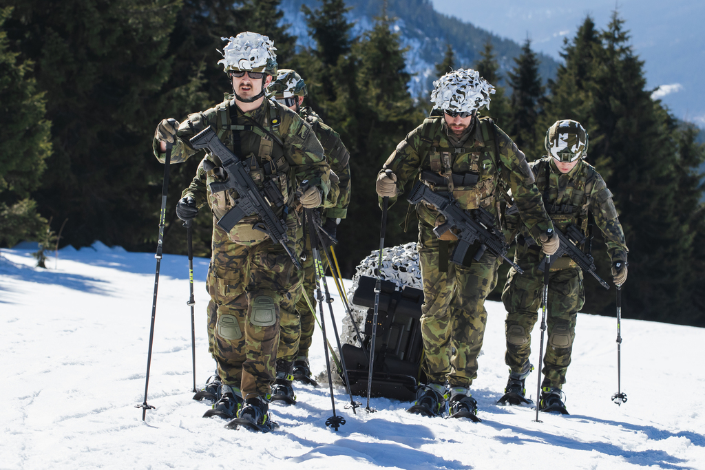 Strakoničtí vojáci trénovali přesuny v Krkonoších