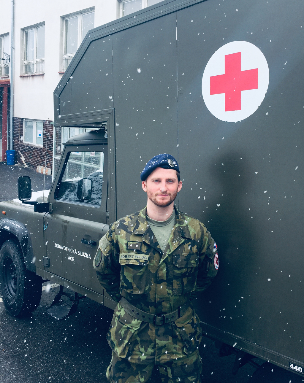 Desátník Róbert Pflug slouží u strakonického útvaru na obvazišti.