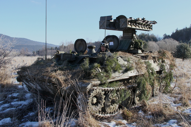Protiletadlový raketový komplet S-10M. 