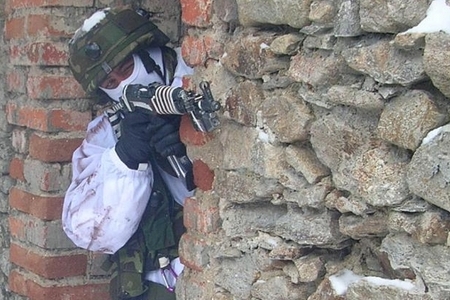 Sníh, mráz a silný vítr doprovázely výcvik strakonických protiletadlovců na Boleticích