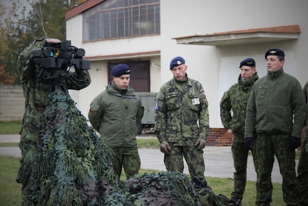 Čeští vojáci představili svým litevským kolegům jednotlivé prvky modulu V-SHORAD