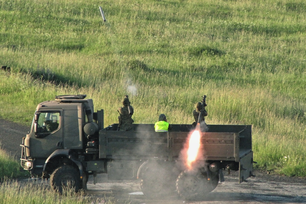 Téměř čtyři desítky raket byly vystřeleny z protiletadlových raketových kompletů S-2M