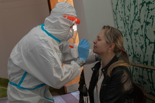 Příslušníci strakonického obvaziště testují lidi na koronavirus po celou dobu pandemie.