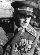 Generál Jaroslav Selner je válečný hrdina, který bojoval na Balkáně, v Africe u Tobruku a prošel západní i východní frontou. 
