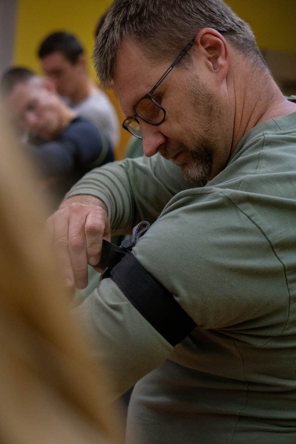 Učili se, jak pomocí turniketu zastavit masivní končetinové krvácení