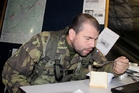 Četař Miloslav Karvan si nemohl skvělou polévku vynachválit. 