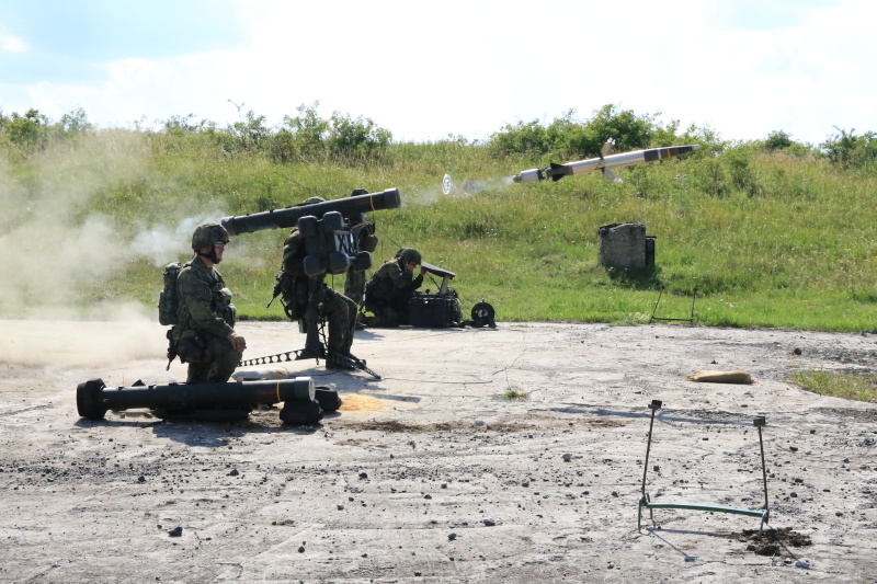 Střelba z protiletadlového raketového kompletu RBS-70 