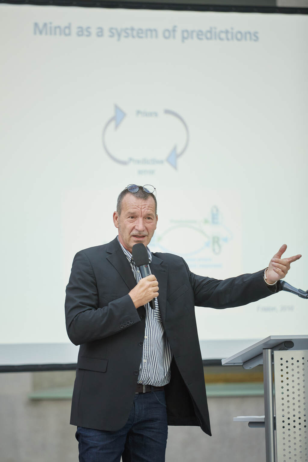 Profesor Jiří Horáček, z Národního ústavu duševního zdraví, s přednáškou o vlivu digitálního ekosystému na lidskou mysl