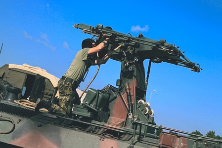 Kontrola protiletadlového raketového kompletu S-10M2D před bojovými střelbami.