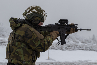 Absolvovali první ostré střelby s útočnou puškou CZ BREN 2.