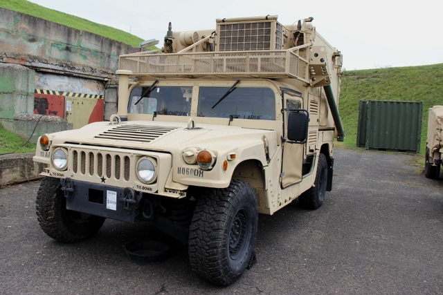 Americký systém FAAD ve vozidle HMMWV ADAM