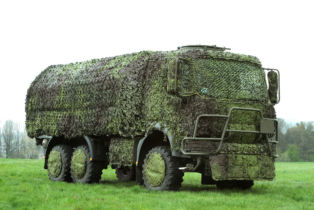 Vojenský technický ústav řešil i projekt prototypu automobilu Tatra 810-V-P-MBS s pancéřovanou kabinou a modulárním balistickým systémem ochrany, který je určen pro přepravu protiletadlového družstva RBS-70. 