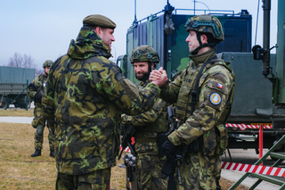 Za strakonickými vojáky přijel i vrchní praporčík Armády ČR štábní praporčík Peter Smik