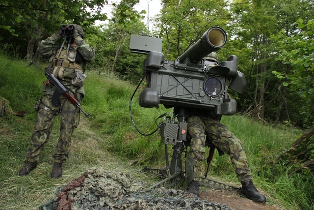 Během cvičení bude využíván protiletadlový raketový komplet RBS-70 (ilustrativní snímek z výcviku).