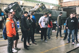 Strakonický útvar připravil v minulosti ukázku, která měla civilistům přiblížit práci řidičů a mechaniků.