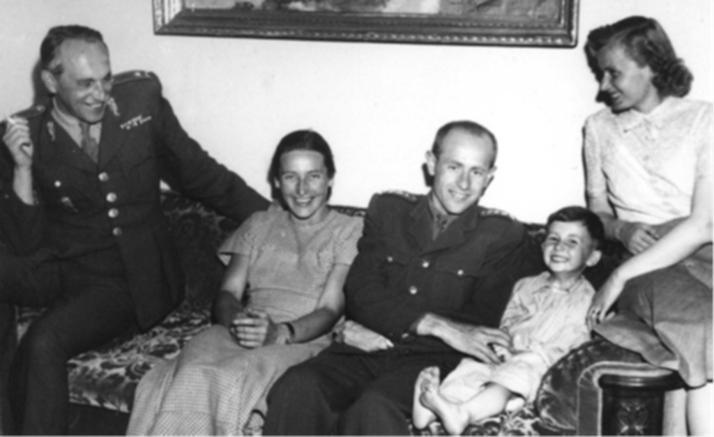 Syn Jaroslav vzpomínal na svého otce jako na člověka, který měl rád život. Na snímku při návštěvě Emila a Dany Zátopkových