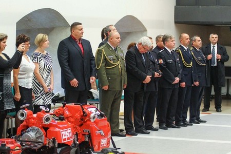 Hejtman Ústeckého kraje ocenil vojáky