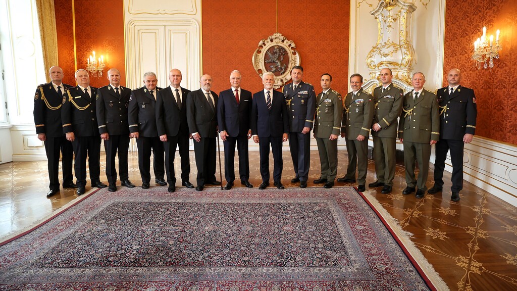 Prezident republiky jmenoval nové generály