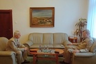 Generálové při společném briefingu