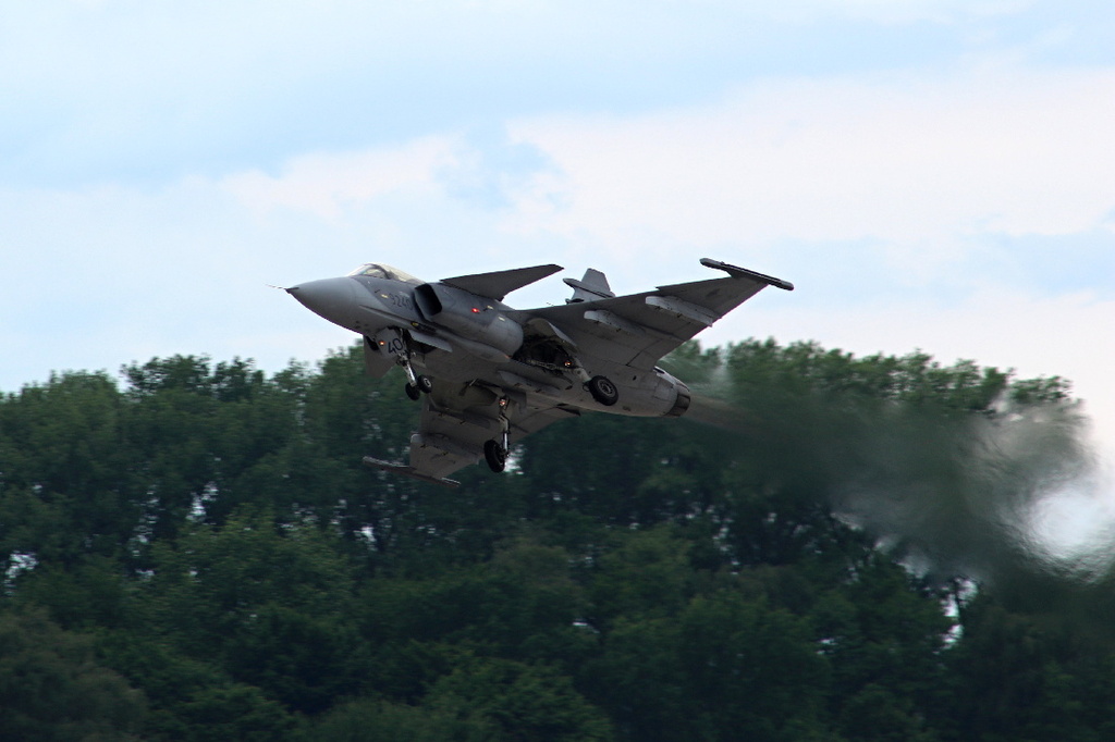 Gripen pilotuje kapitán Ivo Kardoš, display pilot