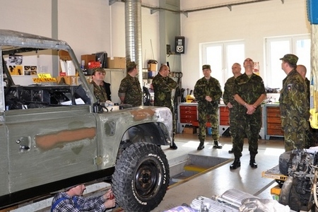 Návštěva Ozbrojených sil Slovenské republiky u základny oprav