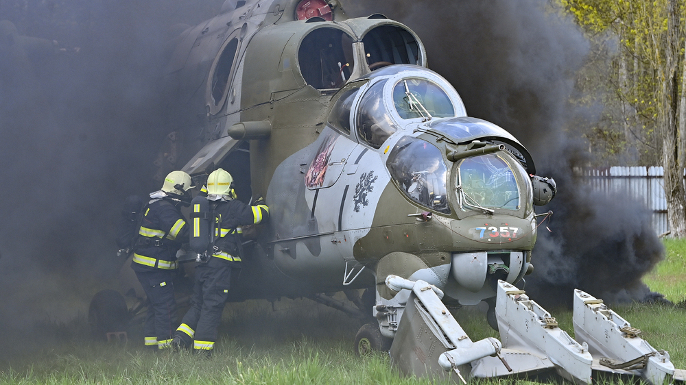 Vrtulníková základna společně se záchrannými složkami cvičila zásah při pádu vojenského vrtulníku