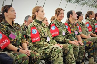 Hodnotitelský tým tvoří příslušníci Nato a partnerských států