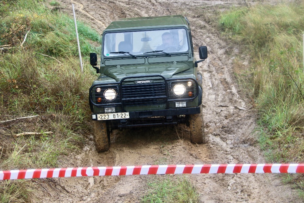 I LandRover dokáže překonávat neuvěřitelná stoupání