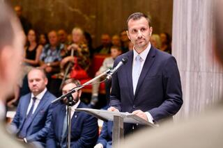 Vojáci slavnostně nastoupili na Vítkově po návratu ze zahraničních operací