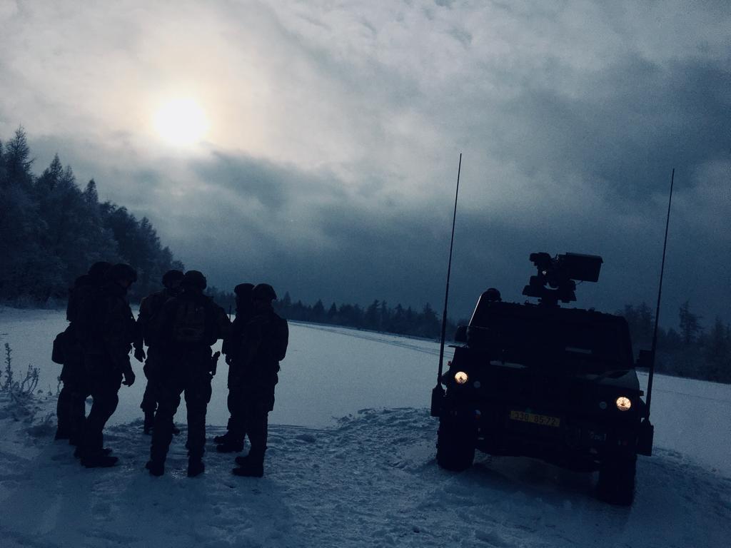 Příprava na zahraniční operaci pokračuje