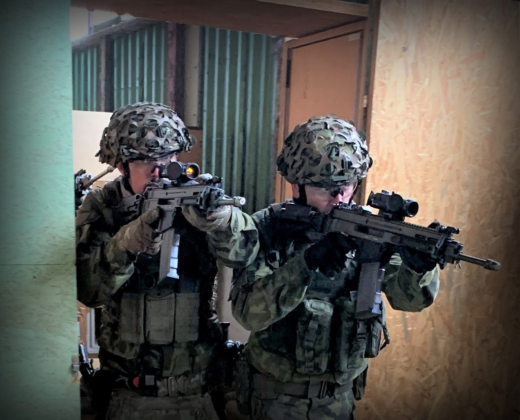 Výcvik zdokonalovací přípravy v oblasti CQB/ FIBUA