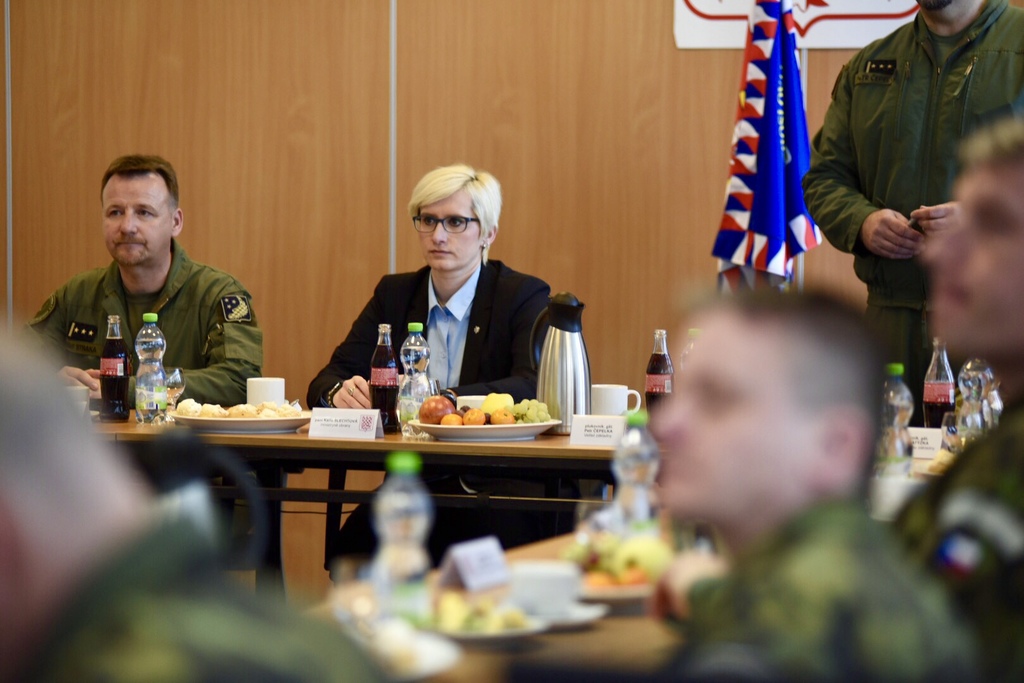 Capabilities of the new helicopters were also discussed during the meeting