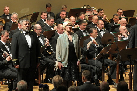 Koncert Ústřední hudby AČR ke Dni vítězství připomněl hrdinství českých vojáků