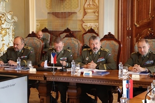 Delegace AČR v čele s náčelníkem GŠ AČR generálporučíkem Alešem Opatou 