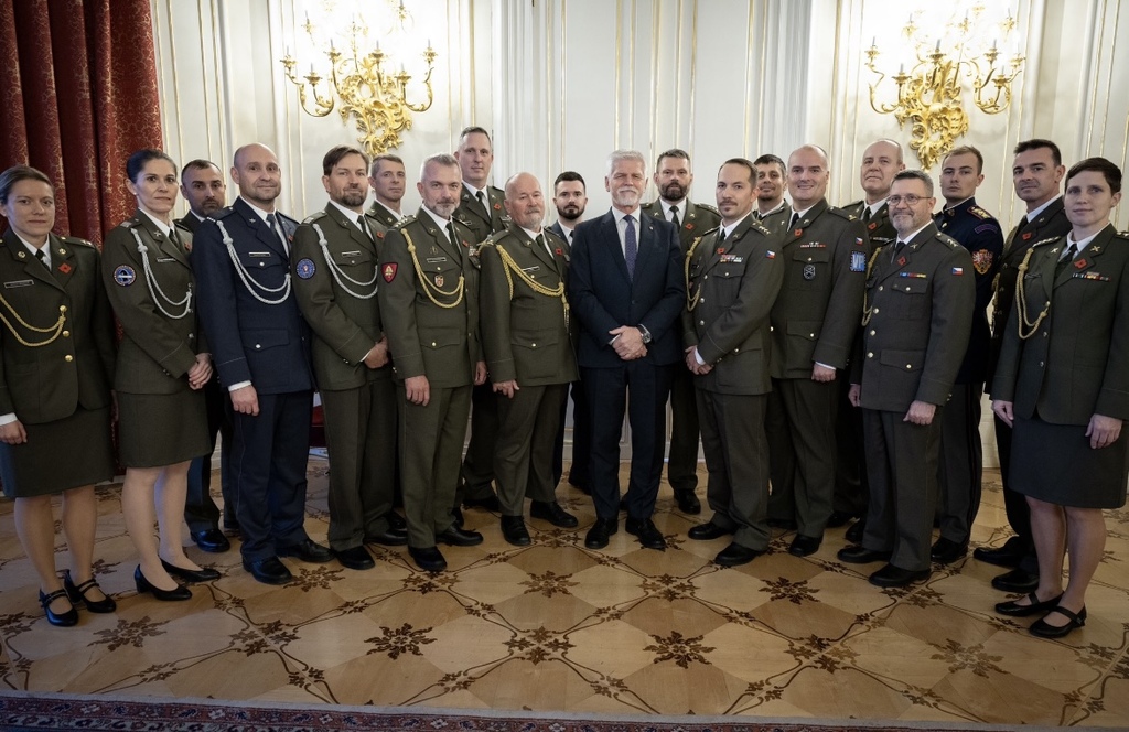 Prezident republiky se setkal s vojáky v aktivní záloze