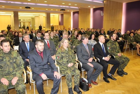 Zaměstnavatele doprovázeli příslušníci a příslušnice aktivní zálohy