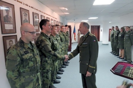 Gratulace ke jmenování do hodnosti nadporučíka