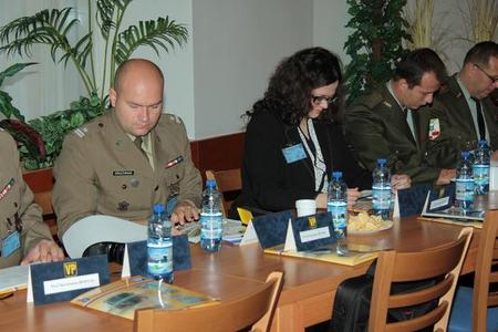 Mnohonárodní prapor Vojenské policie v Praze bilancoval