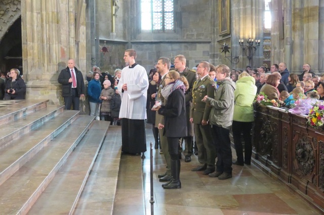 Děti s obětními dary