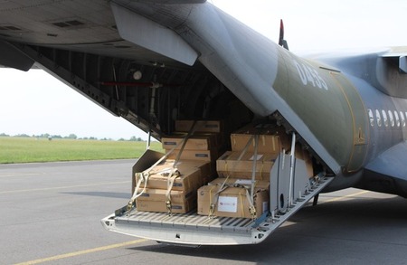 Armádní letoun přepravil humanitární pomoc z ČR do Sýrie