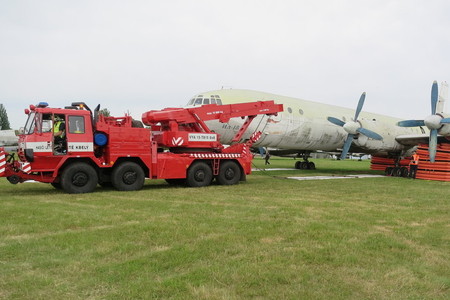 Porouchané letadlo na ploše může ochromit další letový provoz
