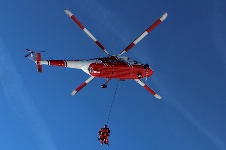 Posádky aerolinek se od vojáků učily, jak zachránit pasažéry havarovaného letadla