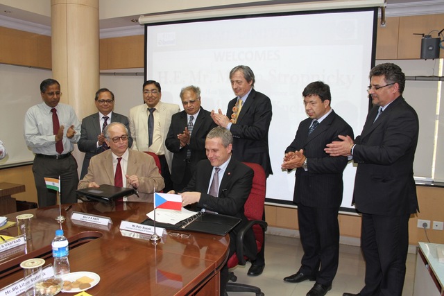 Signing the Memorandum of Understanding between BEML and Tatra