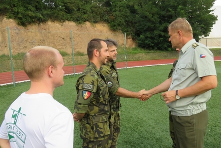 Za organizátory Army testu je vidět kus dobré práce a za tu jim generál Bečvář poděkoval
