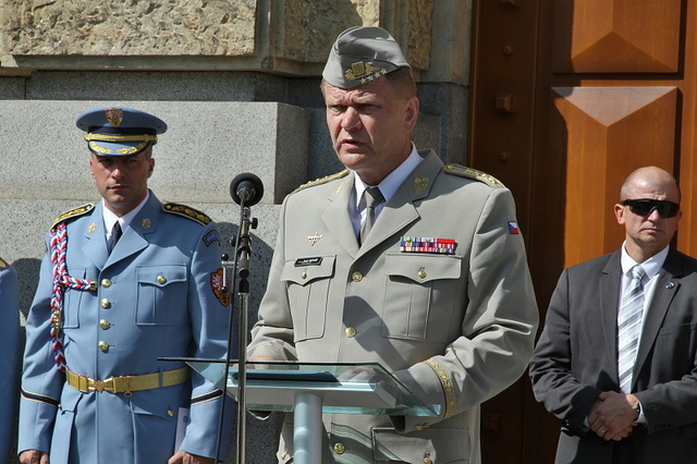 Náčelník generálního štábu AČR arm. gen. Josef Bečvář zahajuje výstavu k 150. výročí bitvy u Hradce Králové
