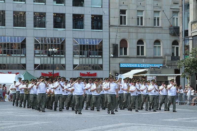 The programme of the Czech Army Central Band included famous Czech melodies