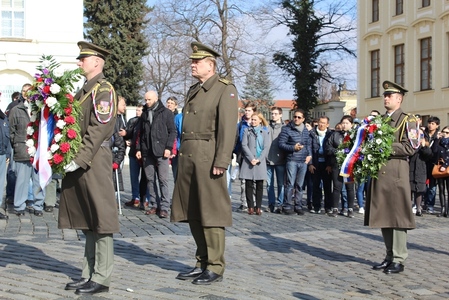 U sochy T. G. Masaryka si generál Bečvář a legionáři připomněli 79. výročí okupace